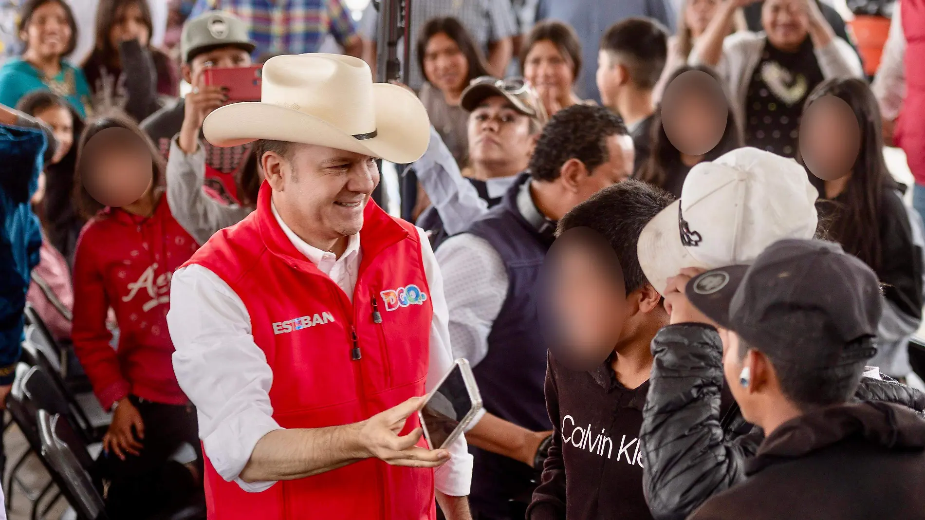 FOTO.- Estudiantes zonas indígenas (3)